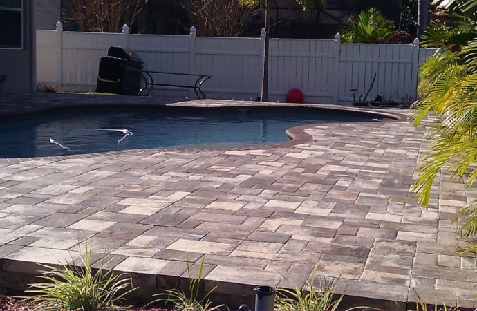 Pool Deck Brick Pavers-SoFlo Pool Decks and Pavers of Palm Beach