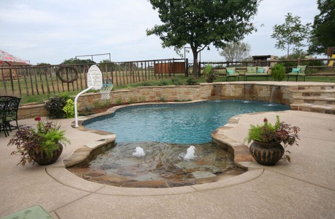 Pool Bubblers Installation, SoFlo Pool Decks and Pavers of Palm Beach